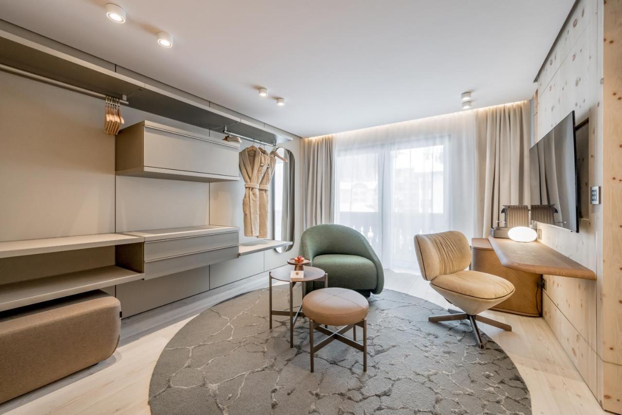 Relais & Chateaux Chasa Montana 萨姆瑙恩 外观 照片
