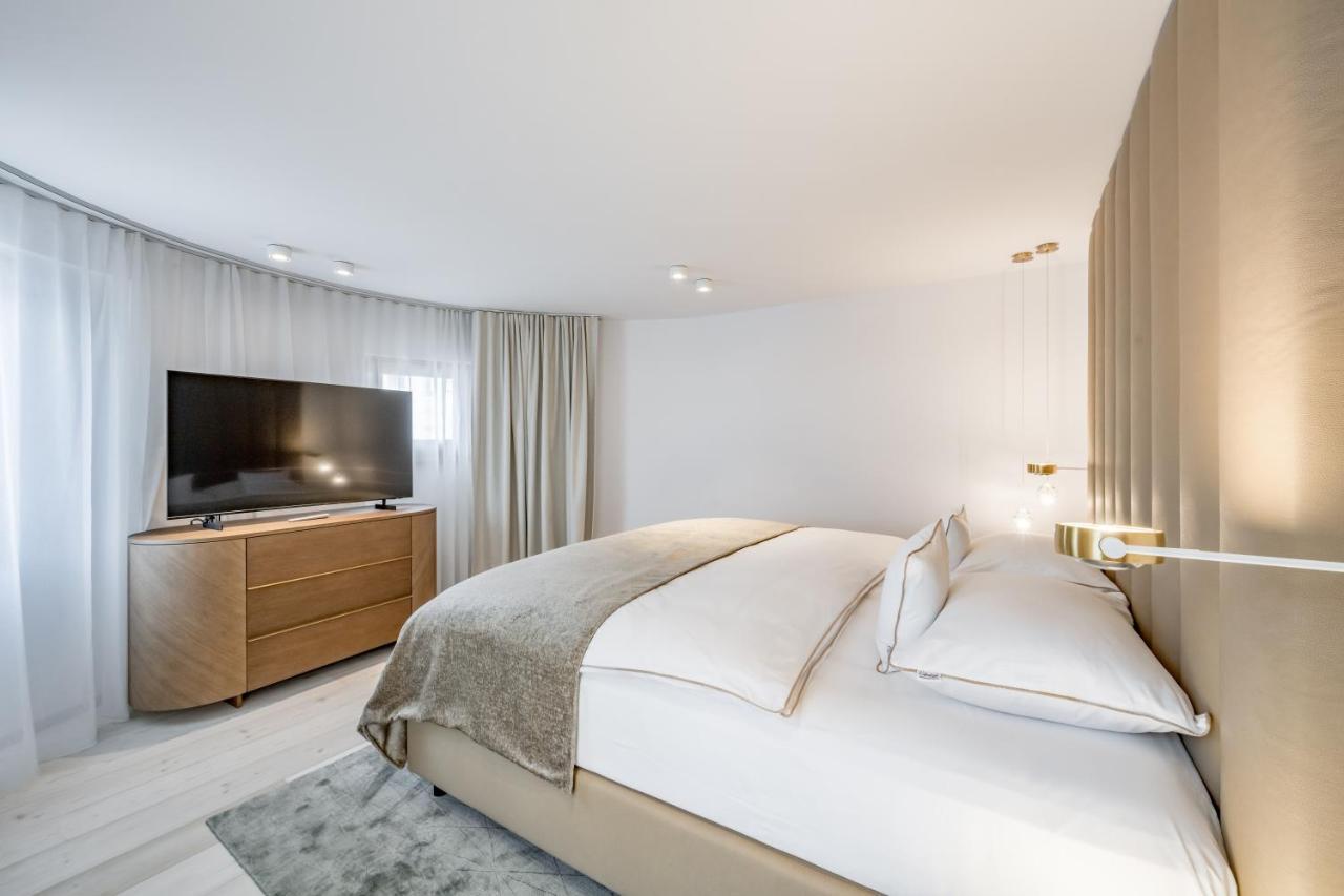Relais & Chateaux Chasa Montana 萨姆瑙恩 外观 照片