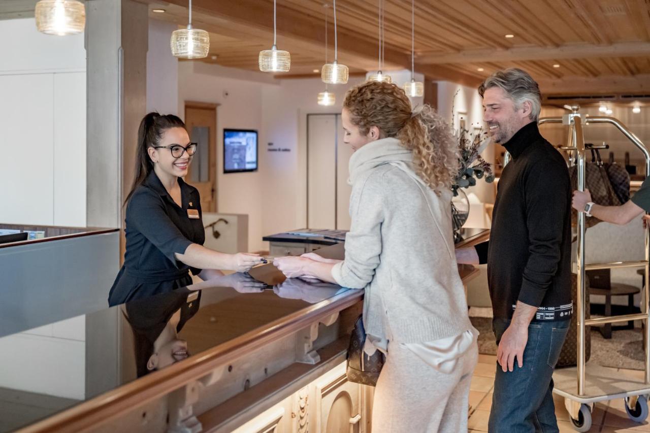 Relais & Chateaux Chasa Montana 萨姆瑙恩 外观 照片