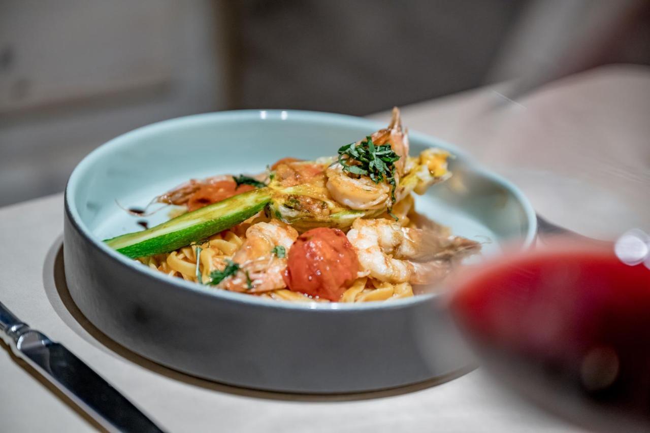 Relais & Chateaux Chasa Montana 萨姆瑙恩 外观 照片