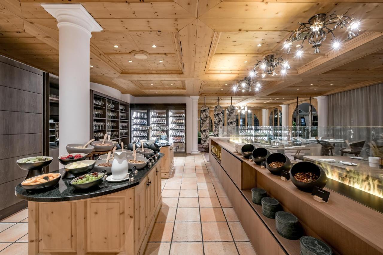 Relais & Chateaux Chasa Montana 萨姆瑙恩 外观 照片